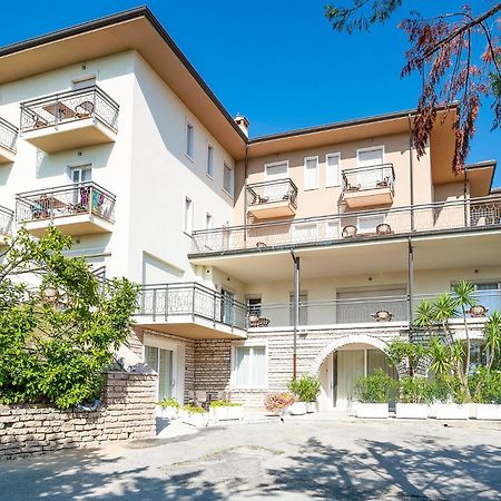 Residenza Panorama Aparthotel Costermano Buitenkant foto