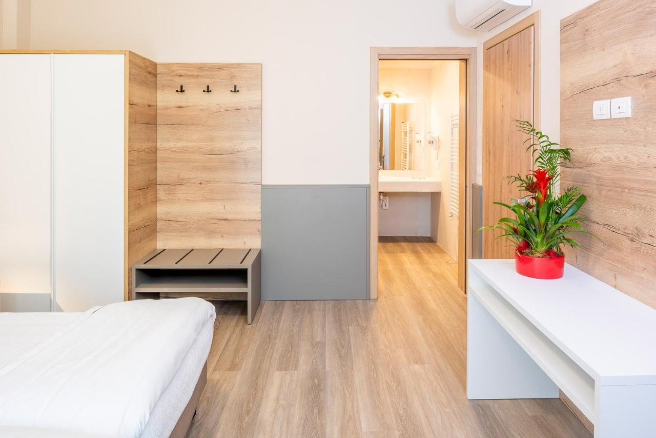Residenza Panorama Aparthotel Costermano Buitenkant foto