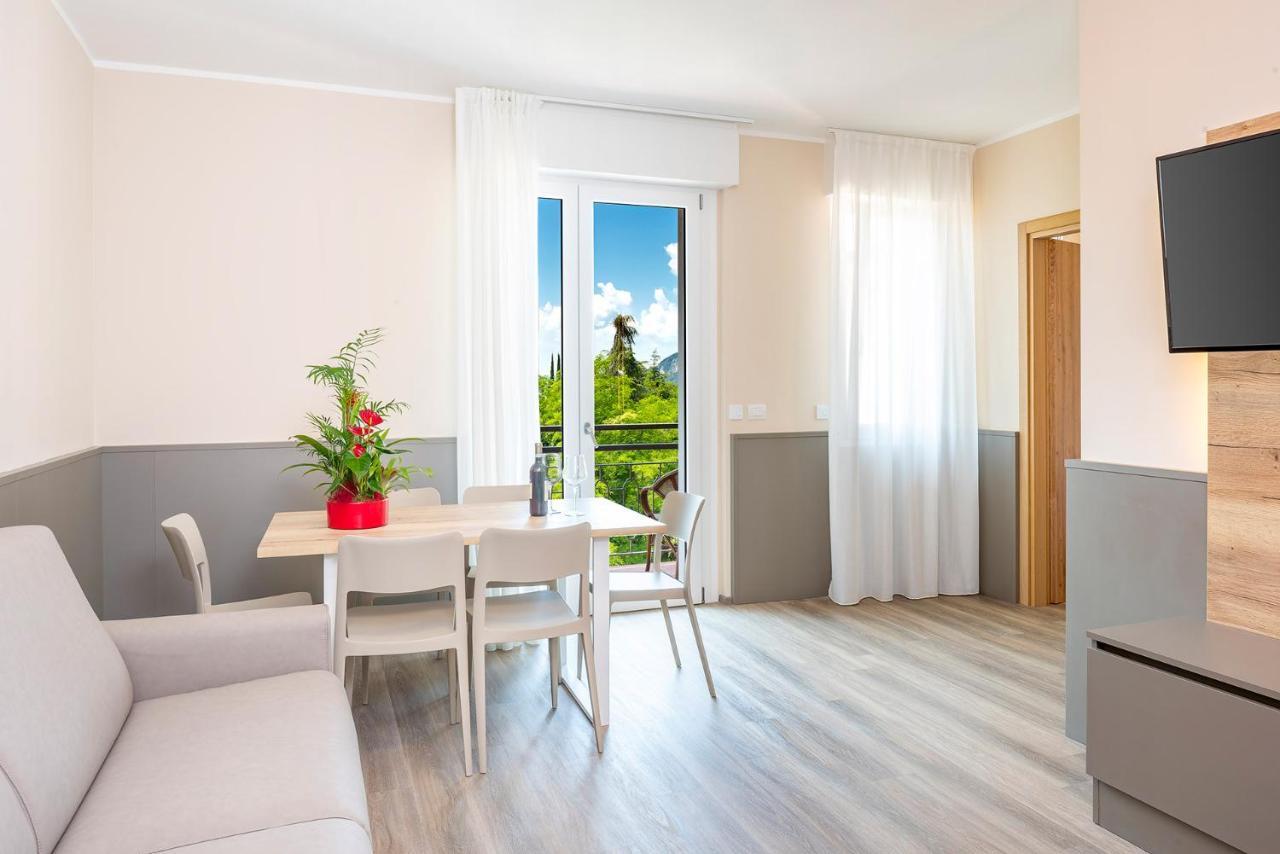 Residenza Panorama Aparthotel Costermano Buitenkant foto